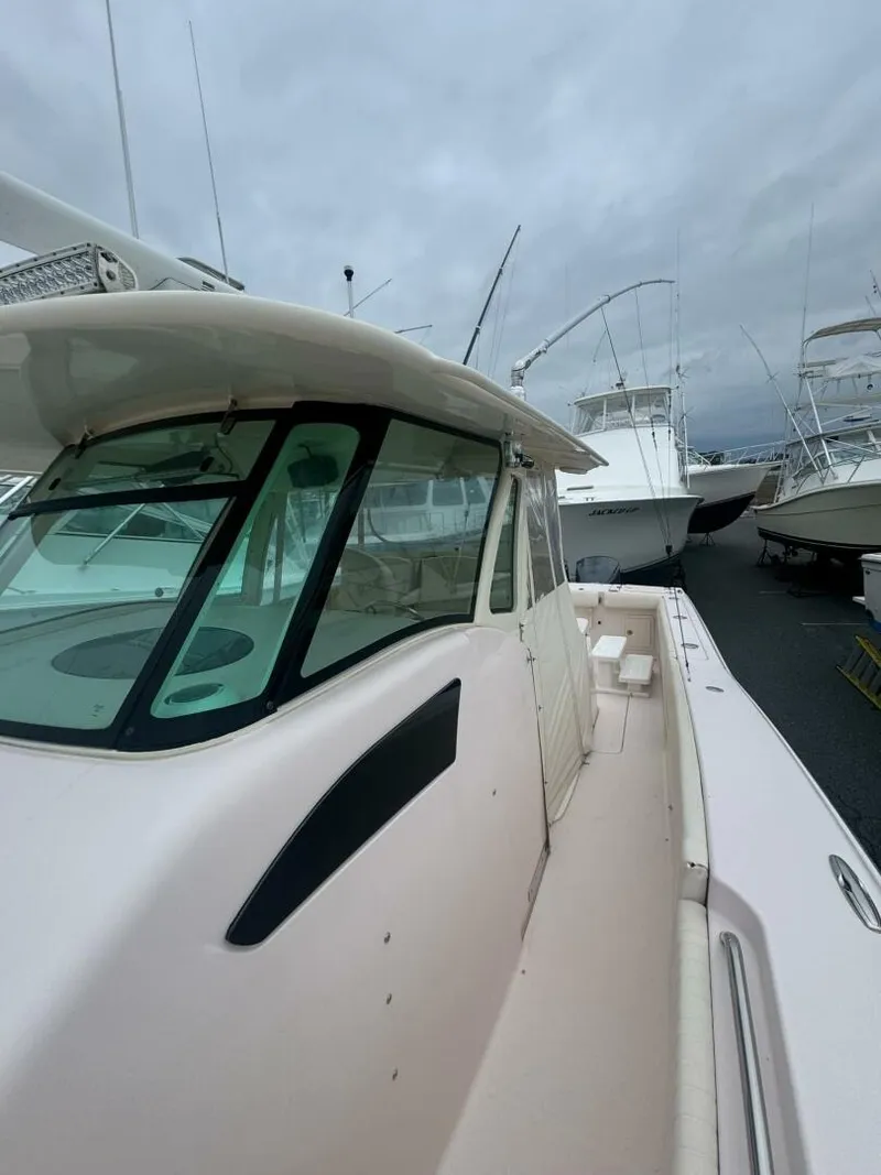 Slide: The Image of Grady-White Canyon 376 2014 - 5286871