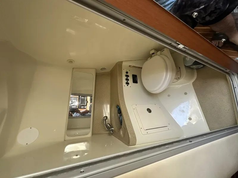 Slide: The Image of Hydra-Sports 3300VX Vector Express 2007 - 5286958