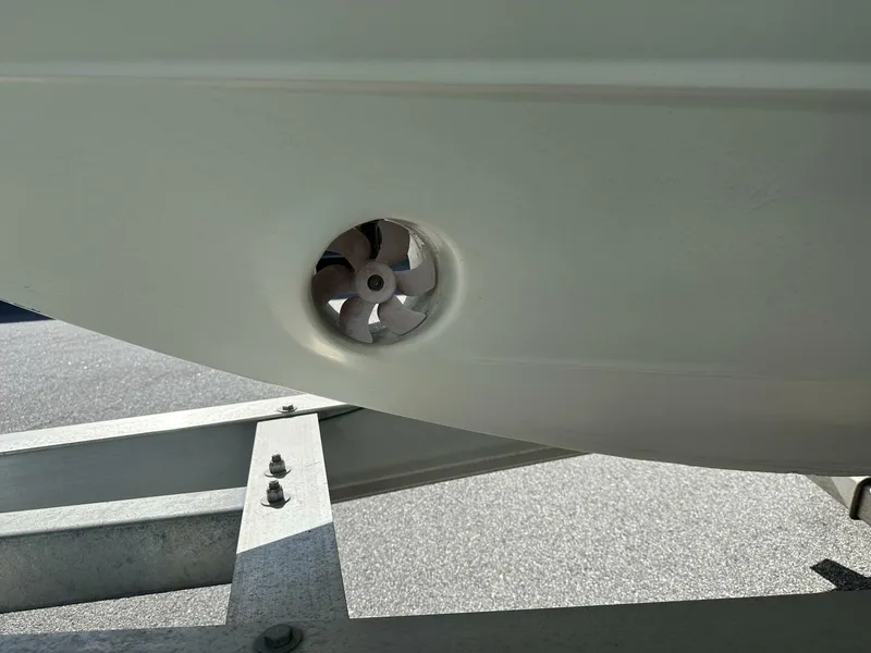 Slide: The Image of Hydra-Sports 3300VX Vector Express 2007 - 5286976