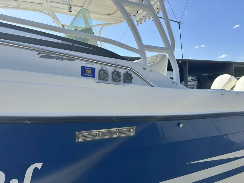 Slide: The Image of Hydra-Sports 3300VX Vector Express 2007 - 5286932