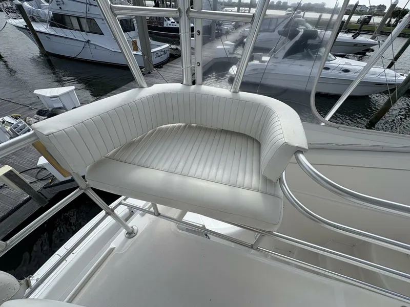 Slide: The Image of 2005 Luhrs 41 Convertible "Rabbit Hole" - 5288031