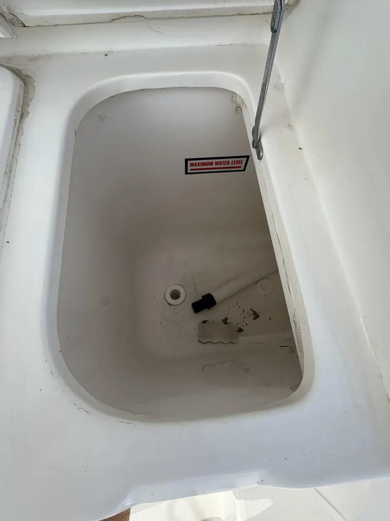 Slide: The Image of 2005 Luhrs 41 Convertible "Rabbit Hole" - 5288072