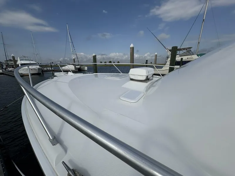 Slide: The Image of 2005 Luhrs 41 Convertible "Rabbit Hole" - 5288085