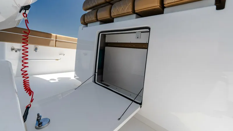 Slide: The Image of Valhalla Boatworks V-29 Hybrid 2025 - 5288266