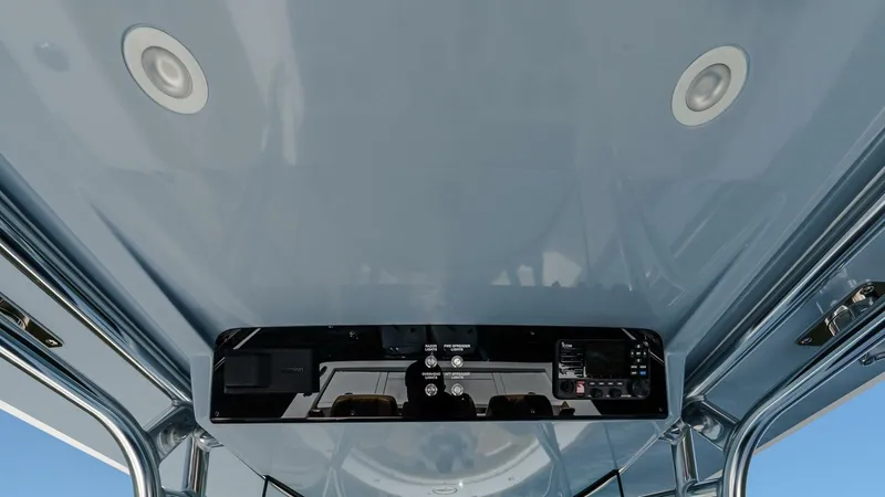 Slide: The Image of Valhalla Boatworks V-29 Hybrid 2025 - 5288267