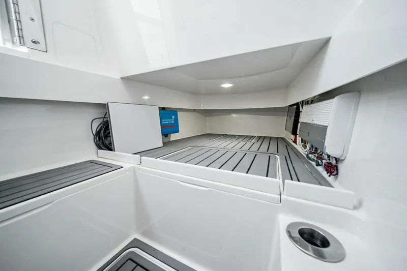 Slide: The Image of 2021 Valhalla Boatworks V-33 LILY - 5291789