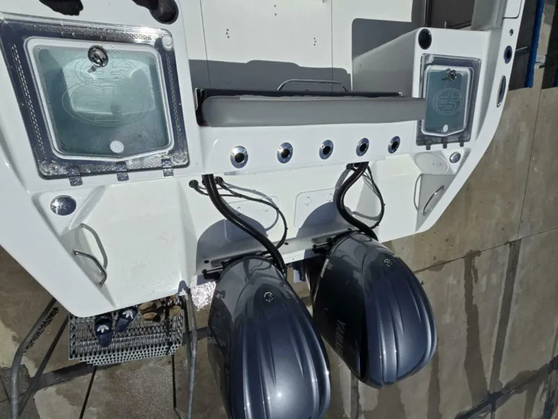 Slide: The Image of Sea Pro 32 DLX Offshore 2023 - 5288898