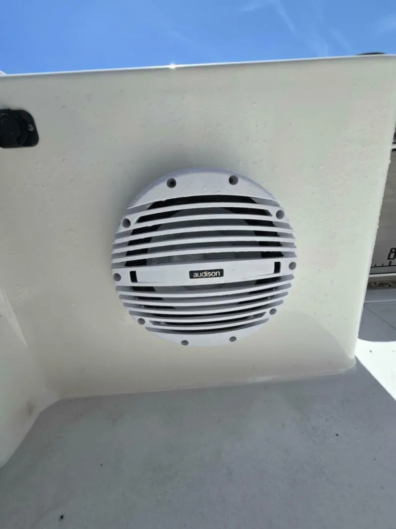 Slide: The Image of Sea Pro 32 DLX Offshore 2023 - 5288903