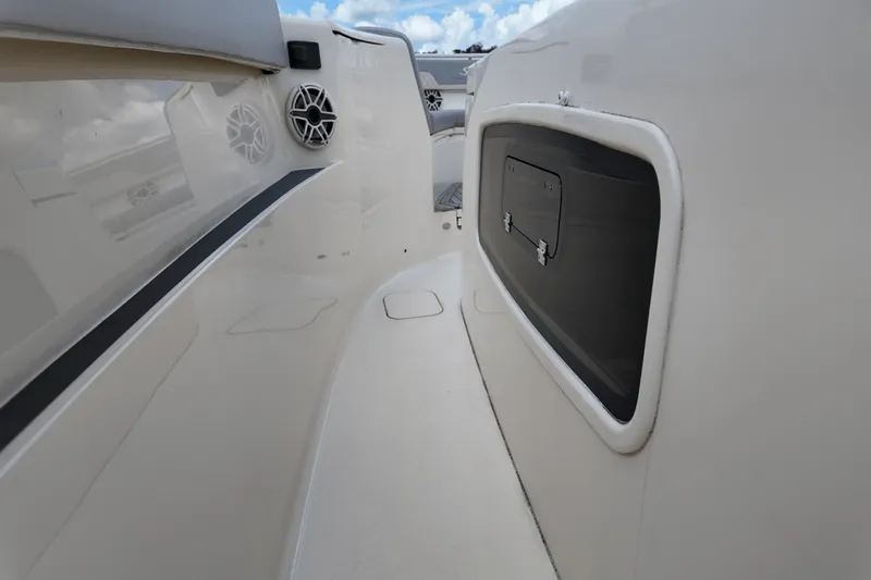 Slide: The Image of Scout 357 LXF 2025 - 20