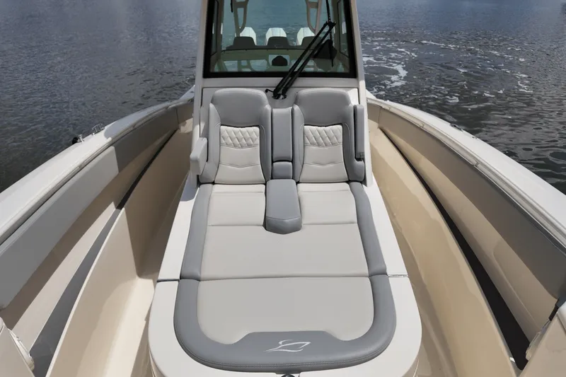 Slide: The Image of Scout 357 LXF 2025 - 28