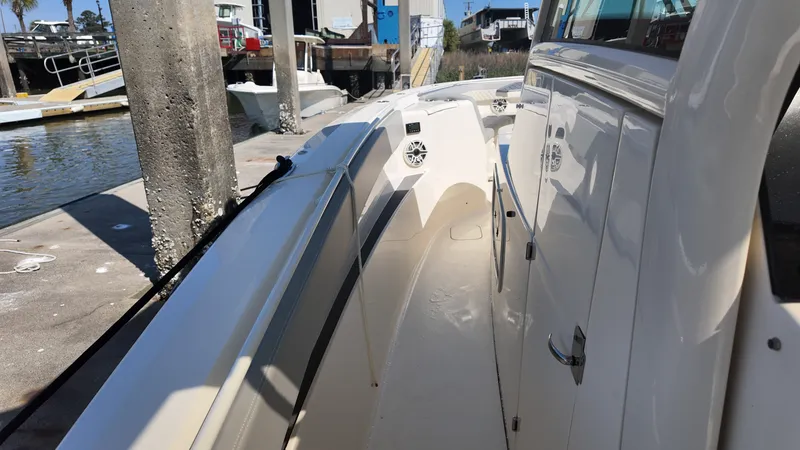 Slide: The Image of Scout 357 LXF 2025 - 30