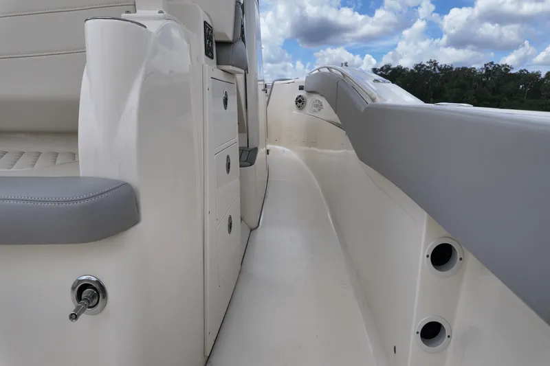 Slide: The Image of Scout 357 LXF 2025 - 8