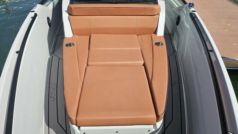 Slide: The Image of Saxdor 320 GTO 2023 - 5326752