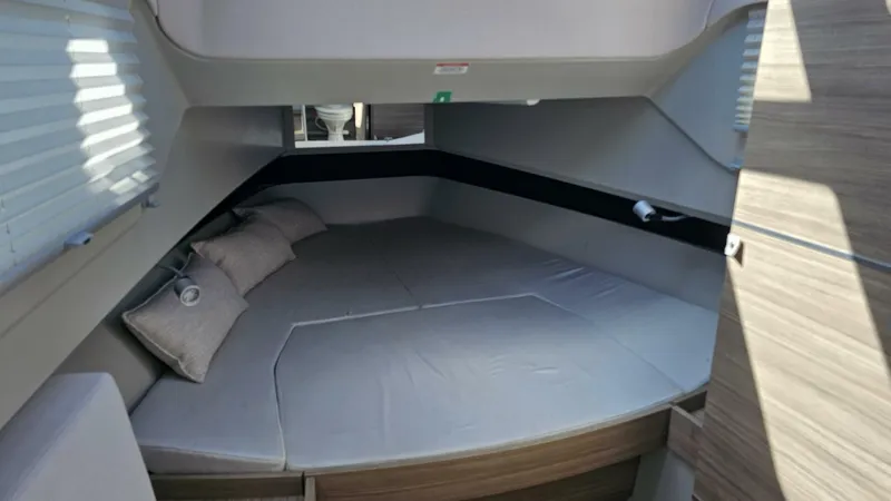 Slide: The Image of Saxdor 320 GTO 2023 - 5326747