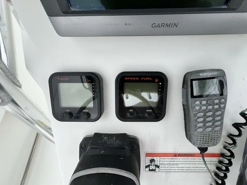 Slide: The Image of Edgewater 205CC 2011 - 5290056