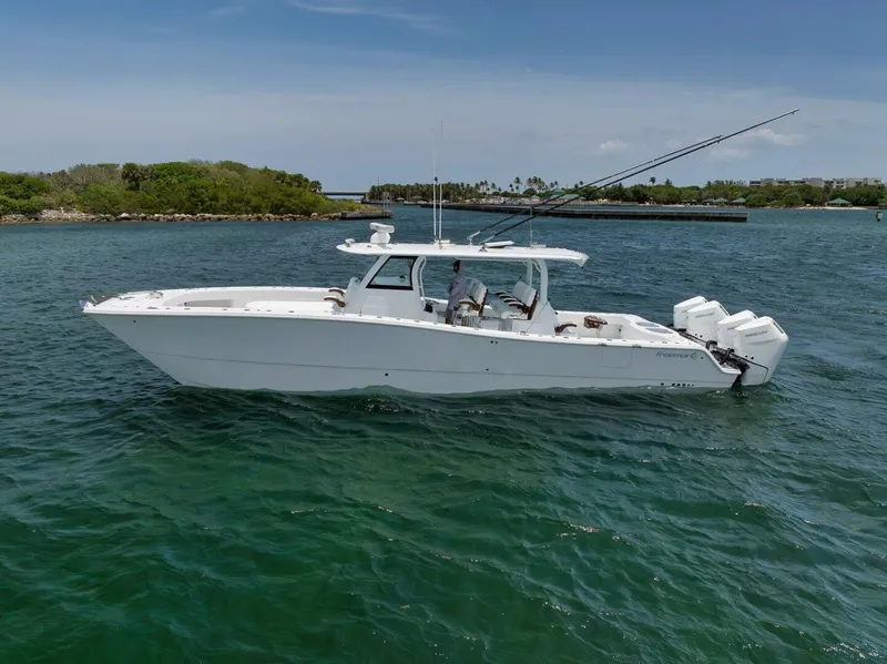 Slide: The Image of 2024 Freeman 43 CC- - 5371986