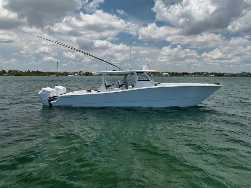 Slide: The Image of 2024 Freeman 43 CC- - 5371989