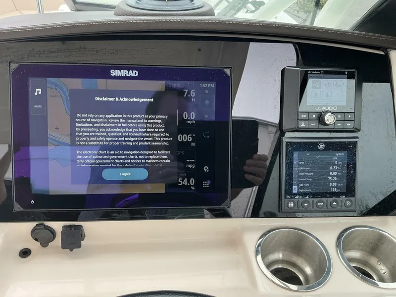 Slide: The Image of Boston Whaler 24 2023 - 5290287