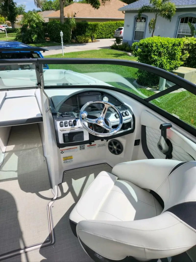 Slide: The Image of Regal 23 OBX 2021 - 5290880
