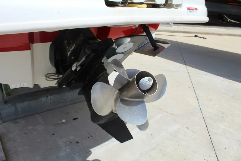 Slide: The Image of Sea Ray 240 Sundeck 2008 - 5291471