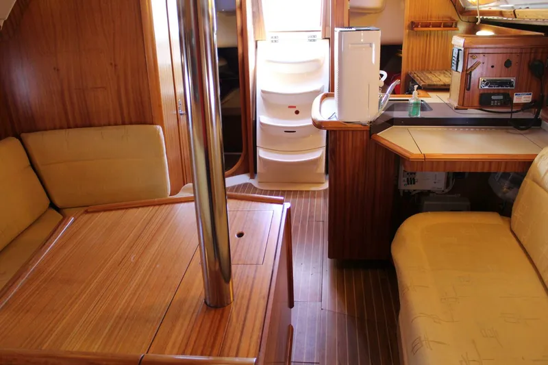 Slide: The Image of Dufour Gib'Sea 37 2003 - 5291492