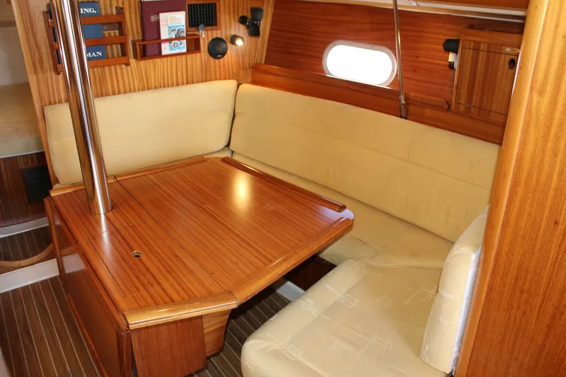 Slide: The Image of Dufour Gib'Sea 37 2003 - 5291491