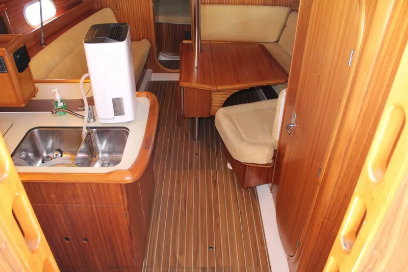 Slide: The Image of Dufour Gib'Sea 37 2003 - 5291496