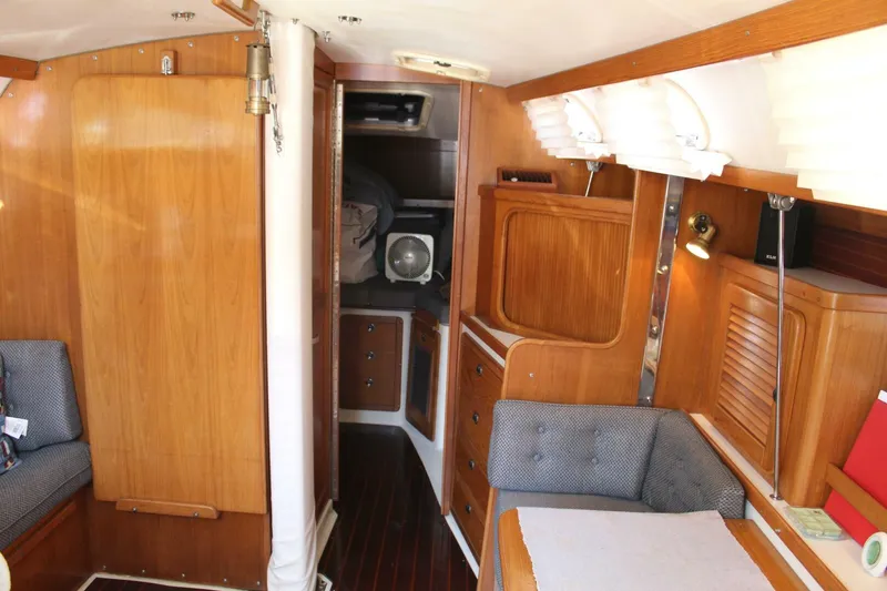 Slide: The Image of Catalina 36 MkII 2000 - 5291619