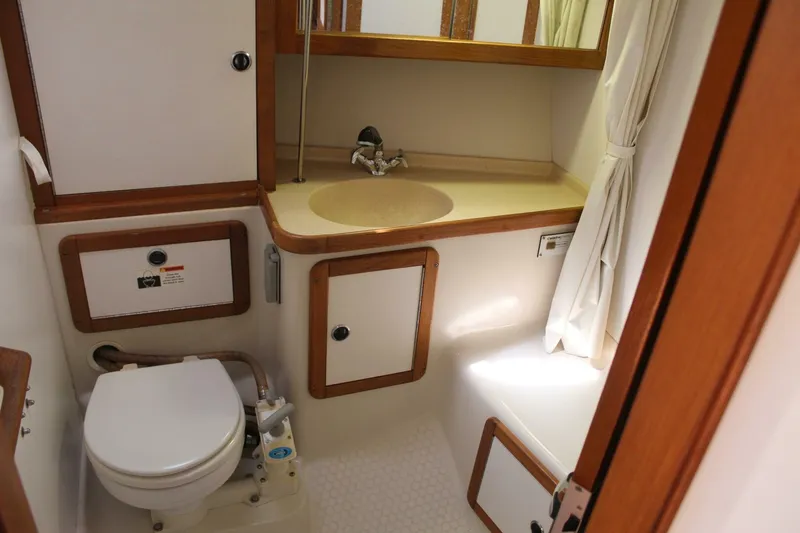 Slide: The Image of Catalina 36 MkII 2000 - 5291624