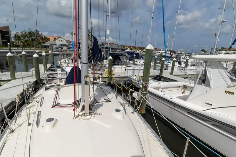 Slide: The Image of Hake / Seaward 32 2011 - 5292257