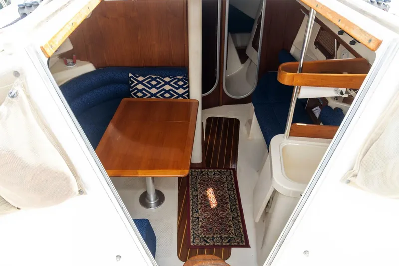 Slide: The Image of Hake / Seaward 32 2011 - 5309716