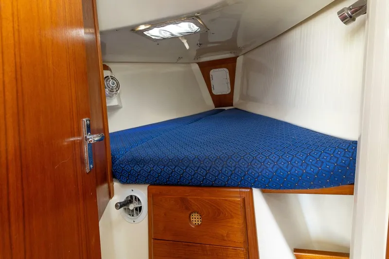 Slide: The Image of Hake / Seaward 32 2011 - 5292303