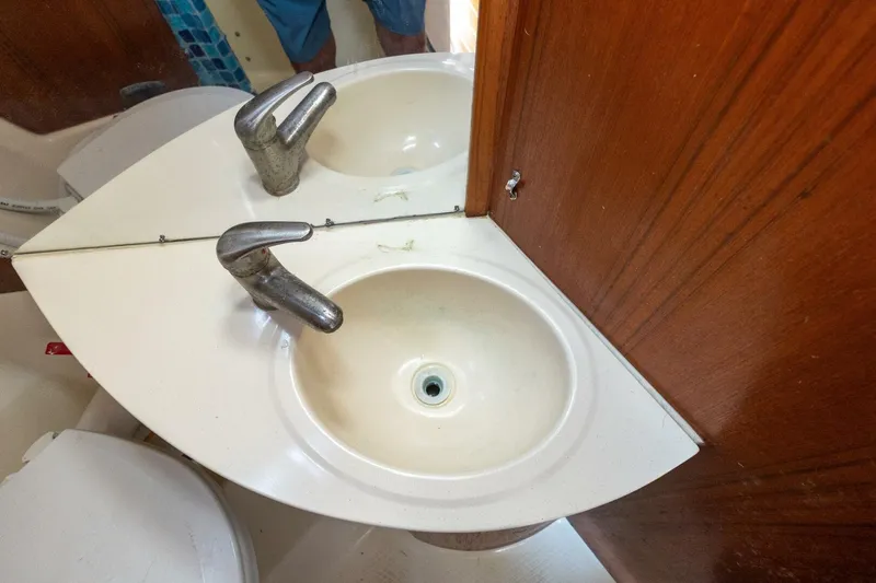 Slide: The Image of Hake / Seaward 32 2011 - 5292310