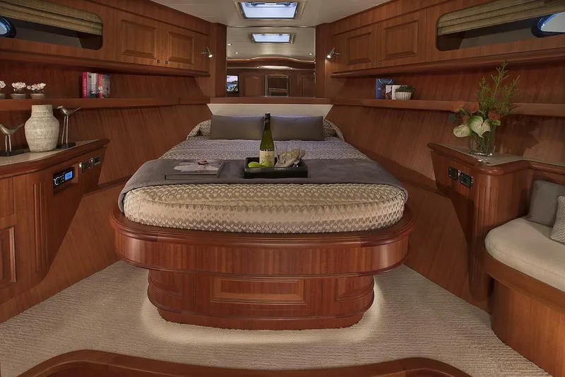 Slide: The Image of Hampton 680 Endurance 2026 - 5292374