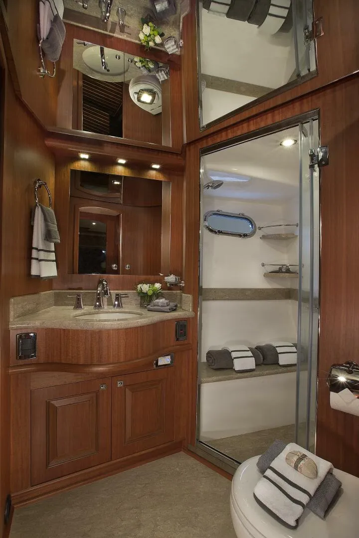 Slide: The Image of Hampton 680 Endurance 2026 - 5292373