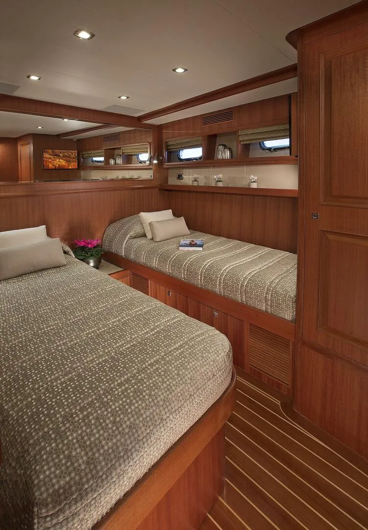 Slide: The Image of Hampton 680 Endurance 2026 - 5292379