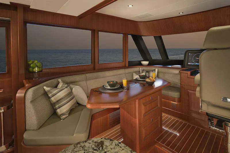 Slide: The Image of Hampton 680 Endurance 2026 - 5292384