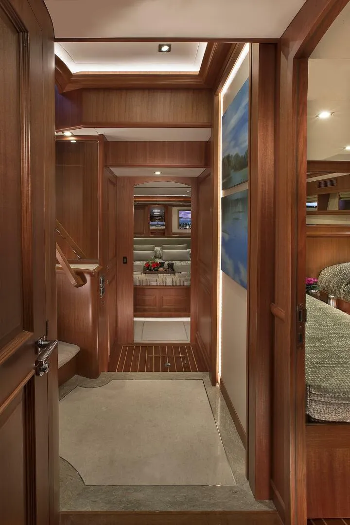 Slide: The Image of Hampton 680 Endurance 2026 - 5292376