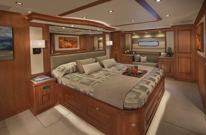 Slide: The Image of Hampton 680 Endurance 2026 - 5292380