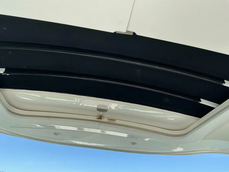 Slide: The Image of Sea Ray 35 2016 - 5292678