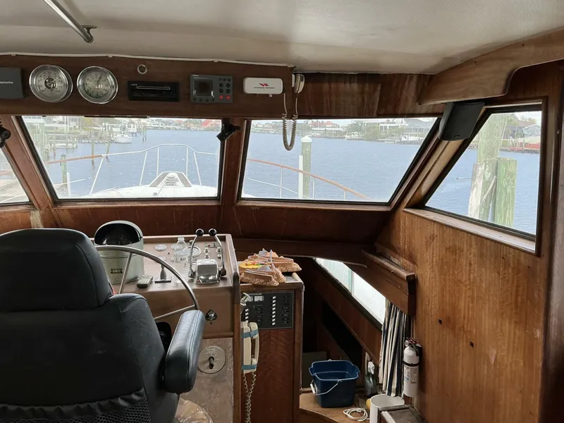 Slide: The Image of Hatteras 58 Yacht Fisherman 1978 - 5292719