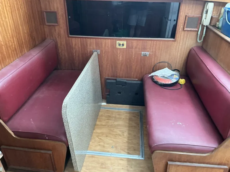 Slide: The Image of Hatteras 58 Yacht Fisherman 1978 - 5292740