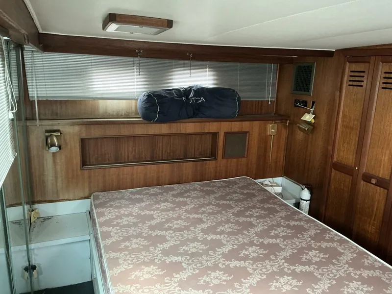 Slide: The Image of Hatteras 58 Yacht Fisherman 1978 - 5292751