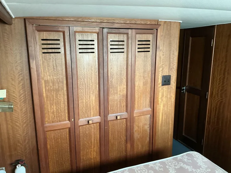 Slide: The Image of Hatteras 58 Yacht Fisherman 1978 - 5292754