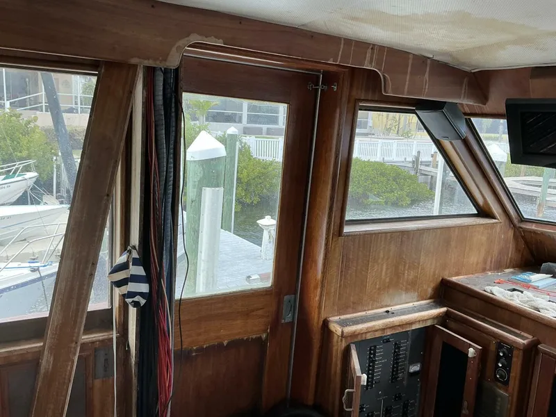 Slide: The Image of Hatteras 58 Yacht Fisherman 1978 - 5292721