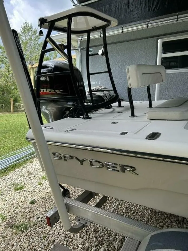 Slide: The Image of Spyder FX19 Vapor 2019 - 7529609