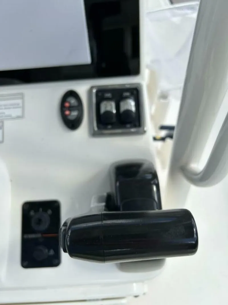 Slide: The Image of Pathfinder 2200 TRS 2017 - 5308546