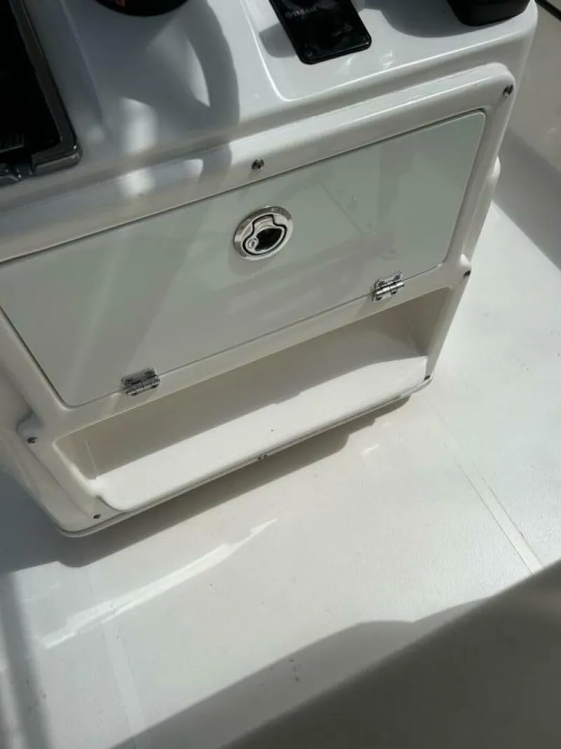 Slide: The Image of Pathfinder 2200 TRS 2017 - 5308553