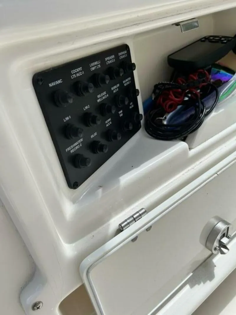 Slide: The Image of Pathfinder 2200 TRS 2017 - 5308555