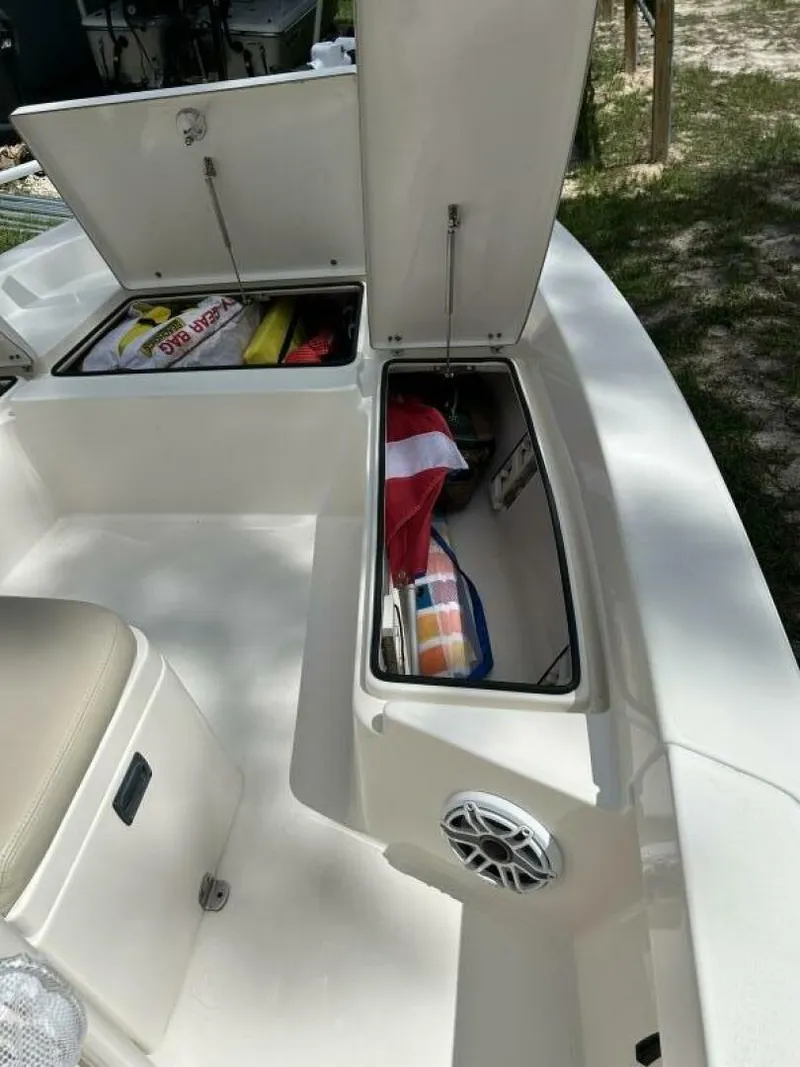 Slide: The Image of Pathfinder 2200 TRS 2017 - 5308559